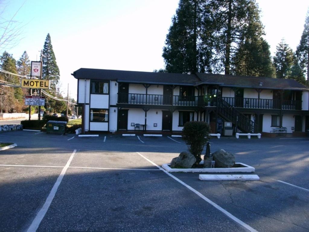 Motel Coach N Four Grass Valley Exterior foto